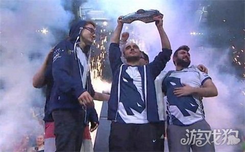 曼联并非第 曼联并非第